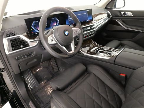 Used 2026 BMW X7 xDrive40i AWD/4WD image 27