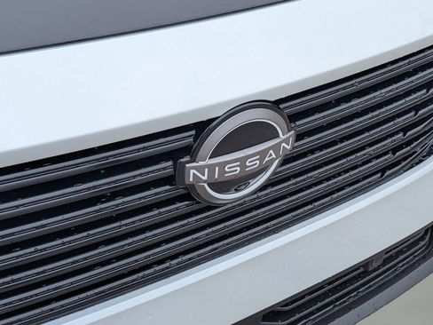 New 2025 Nissan Murano SL image 10