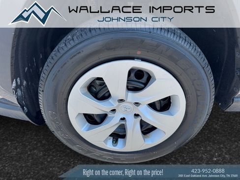 Used 2023 Toyota RAV4 LE FWD image 9