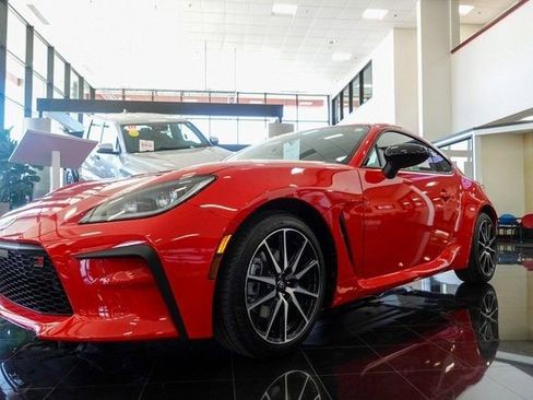 New 2025 Toyota GR86 image 10