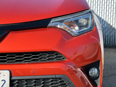 Used 2016 Toyota RAV4 SE w/ Advanced Technology Package FWD image 14