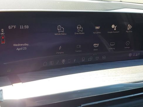 New 2025 Cadillac Escalade IQ Luxury 2 AWD/4WD image 16
