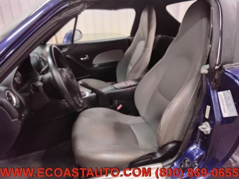 Used 2003 MAZDA MX-5 Miata image 10