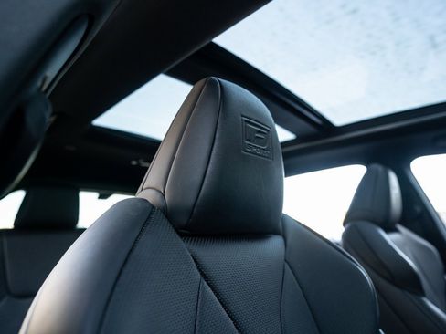 Used 2024 Lexus RX 500h F Sport image 12