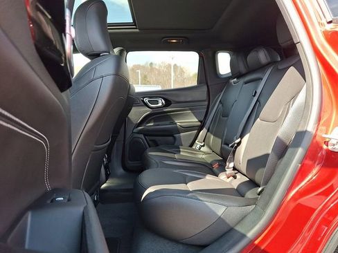 Used 2024 Jeep Compass Limited w/ Driver Assist Group I AWD/4WD image 10