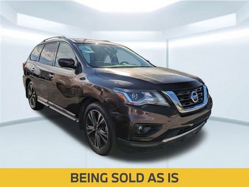 Used 2019 Nissan Pathfinder Platinum image 4