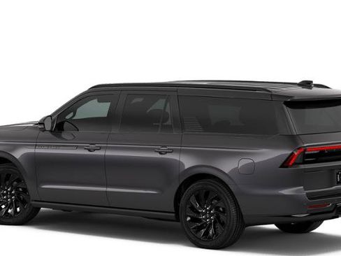 New 2026 Lincoln Navigator L Reserve AWD/4WD image 25