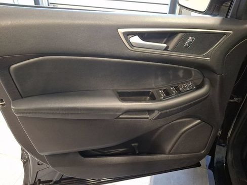 Used 2019 Ford Edge SEL w/ Equipment Group 201A AWD/4WD image 12