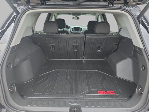 Certified 2023 GMC Terrain SLE w/ Driver Convenience Package AWD/4WD image 13