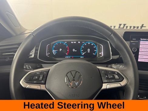 Used 2025 Volkswagen Jetta SEL FWD image 17