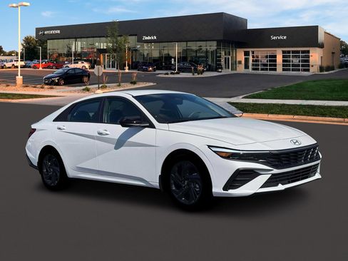 New 2026 Hyundai Elantra Sport FWD image 10