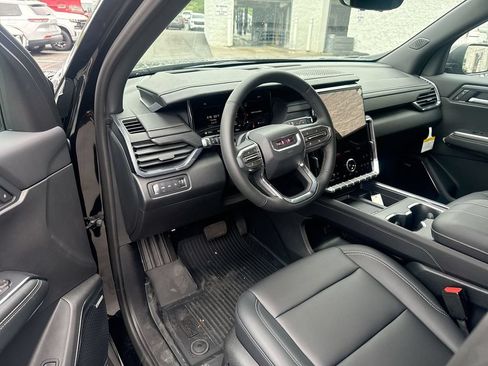 New 2026 GMC Acadia Elevation w/ Elevation Premium Package AWD/4WD image 10