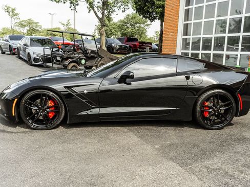 Used 2019 Chevrolet Corvette Stingray Coupe w/ 1LT RWD image 33
