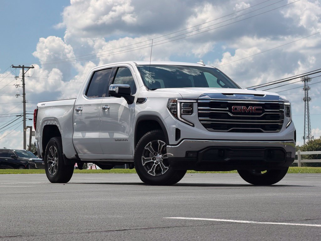Used 2025 GMC Sierra 1500 SLT AWD/4WD image 1