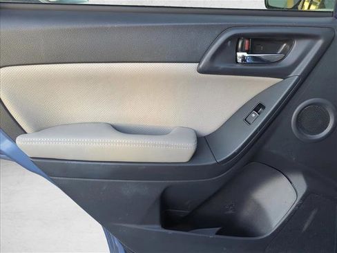 Used 2017 Subaru Forester 2.5i Limited image 20