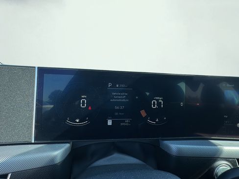 Used 2025 Hyundai Sonata SEL FWD image 14