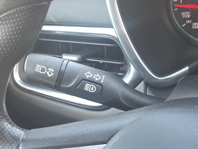 Used 2021 Chevrolet Equinox LT FWD image 39