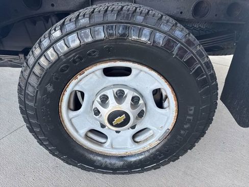 Used 2015 Chevrolet Silverado 2500 W/T w/ WT Convenience Package AWD/4WD image 23