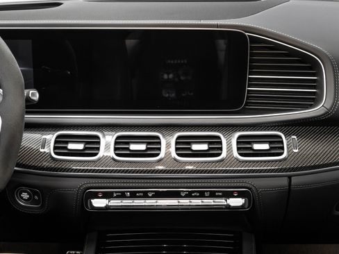 Used 2022 Mercedes-Benz GLS 63 AMG 4MATIC image 33