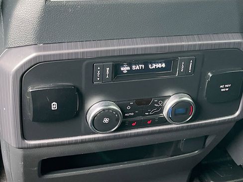 Used 2023 Ford Expedition Max Platinum image 27