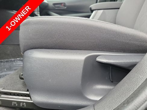 Used 2024 Toyota Corolla LE FWD image 23