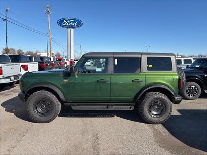 New 2025 Ford Bronco Badlands w/ Sasquatch Package