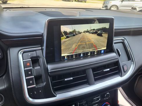 Used 2022 Chevrolet Tahoe High Country AWD/4WD image 18