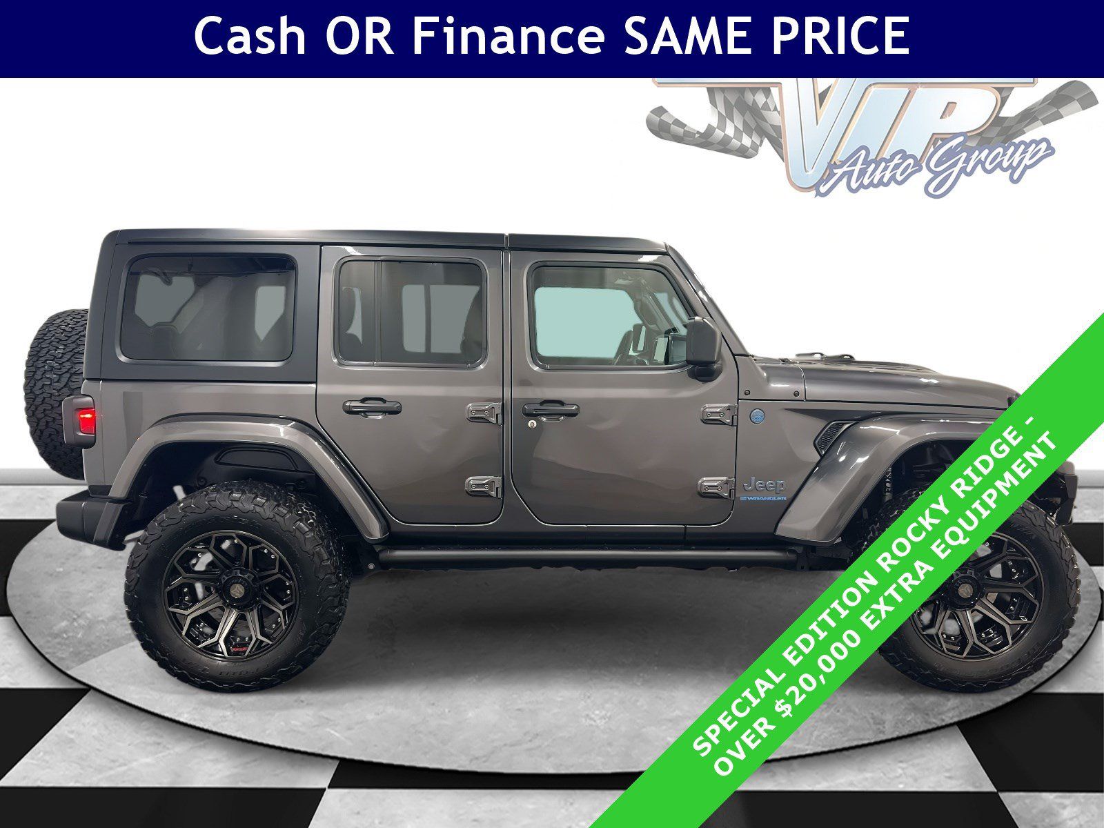 Used 2024 Jeep Wrangler Unlimited w/ Convenience Group AWD/4WD image 5