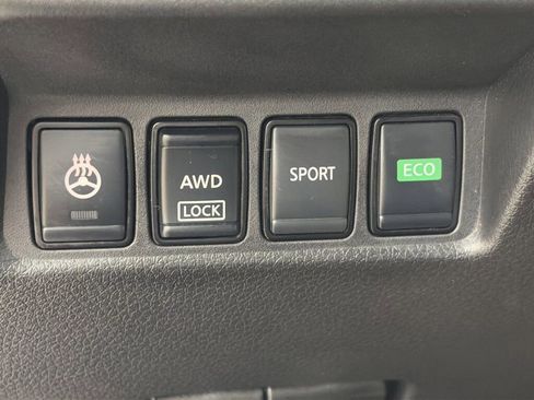 Certified 2022 Nissan Rogue Sport SL w/ Premium Package image 27