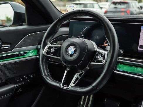 Used 2023 BMW 740i RWD image 17