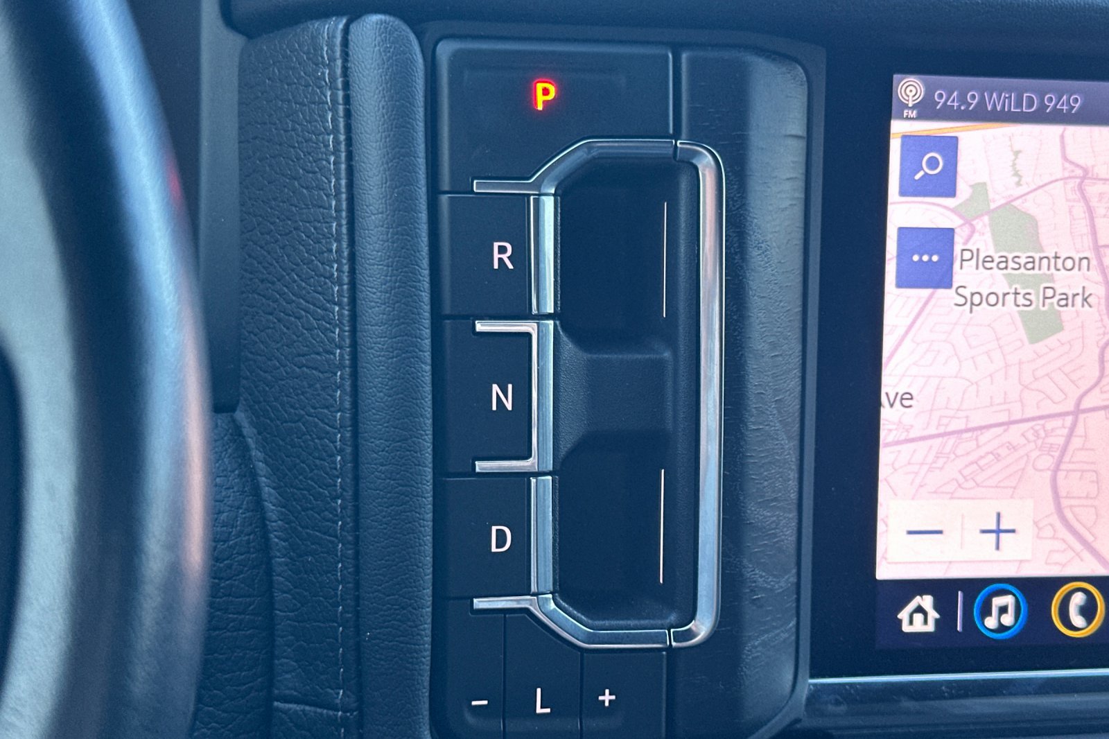 Used 2021 GMC Yukon Denali AWD/4WD image 31