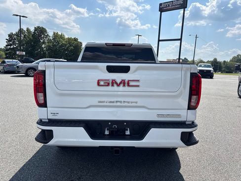 Used 2023 GMC Sierra 1500 Elevation AWD/4WD image 8