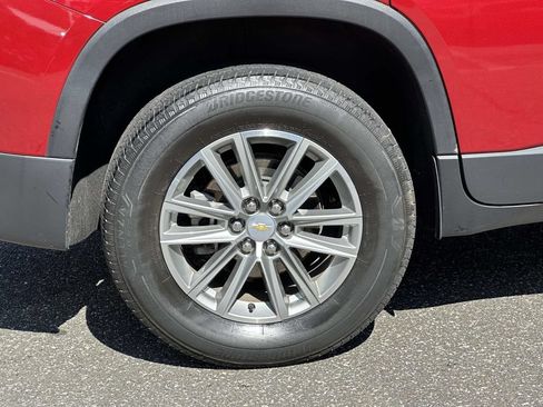 Used 2023 Chevrolet Traverse LT w/ LPO, Floor Liner Package AWD/4WD image 11