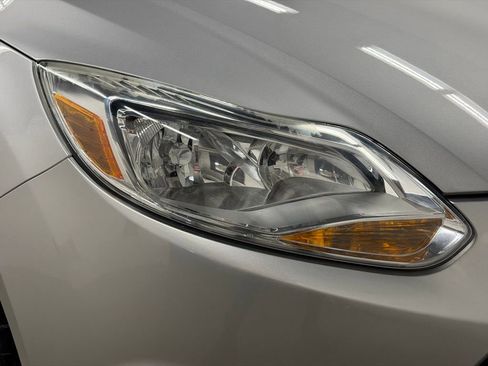 Used 2012 Ford Focus SEL image 18