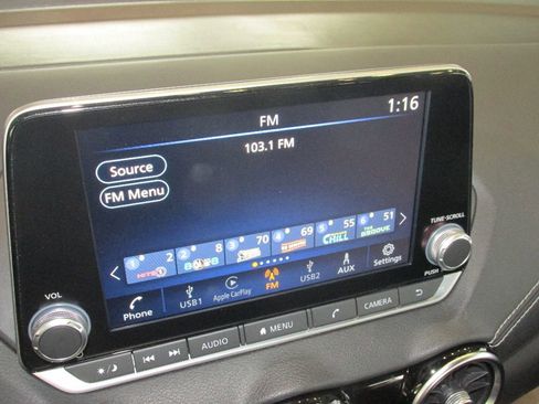 Used 2024 Nissan Sentra SV image 21