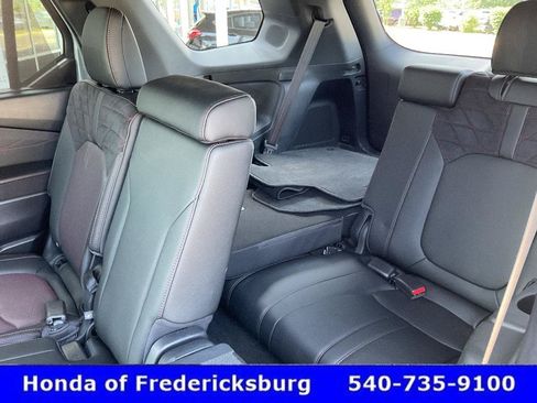Used 2026 Honda Pilot Black Edition image 32