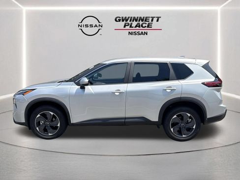 Certified 2024 Nissan Rogue SV AWD/4WD image 20