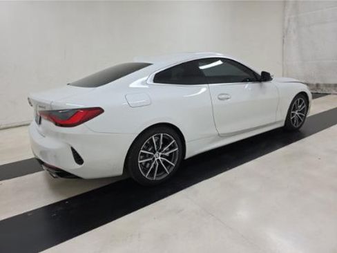 Used 2024 BMW 430i Coupe w/ Convenience Package RWD image 2