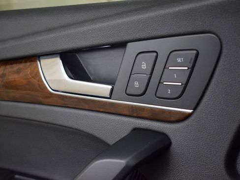 Used 2018 Audi Q5 2.0T Premium Plus image 39