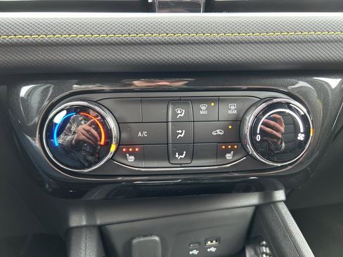New 2026 Chevrolet TrailBlazer ACTIV AWD/4WD image 30