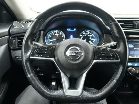 Used 2020 Nissan Rogue SV AWD/4WD image 35