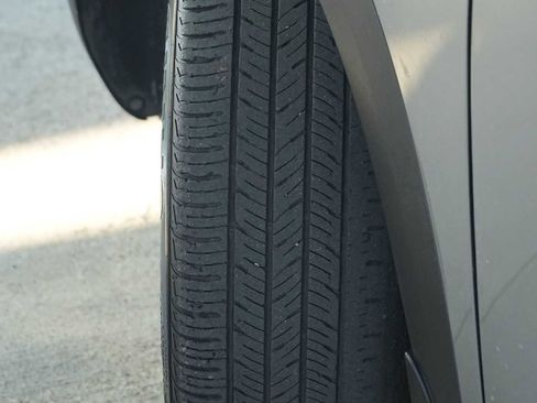 Used 2023 Kia Seltos S image 29