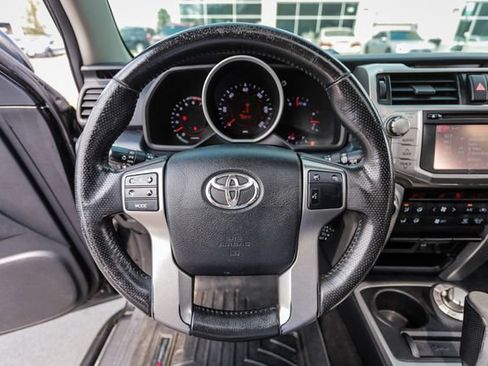 Used 2012 Toyota 4Runner Limited AWD/4WD image 35