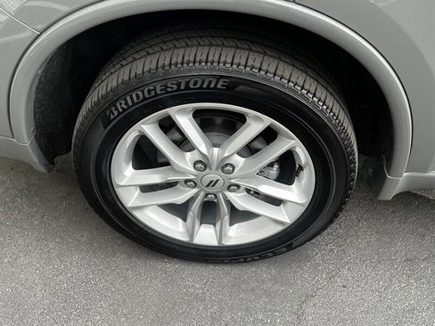 Used 2025 Dodge Durango GT AWD/4WD image 11