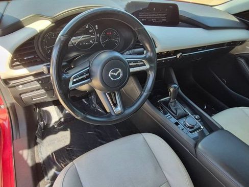 Used 2019 MAZDA MAZDA3 Sedan w/ Premium Package FWD image 11