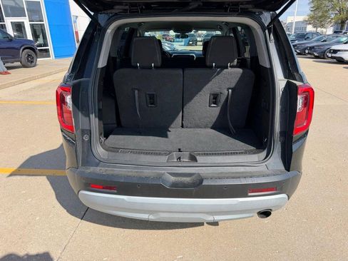 Used 2020 GMC Acadia SLE image 4