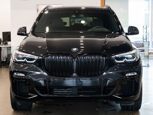 Used 2021 BMW X5 xDrive40i w/ M Sport Package AWD/4WD image 2