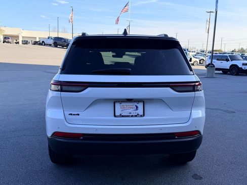 New 2025 Jeep Grand Cherokee Limited AWD/4WD image 7