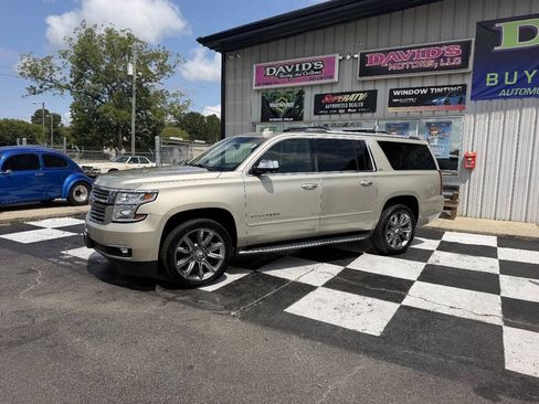 Used 2016 Chevrolet Suburban LTZ AWD/4WD image 2