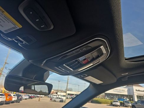 New 2026 Jeep Grand Cherokee Limited AWD/4WD image 18